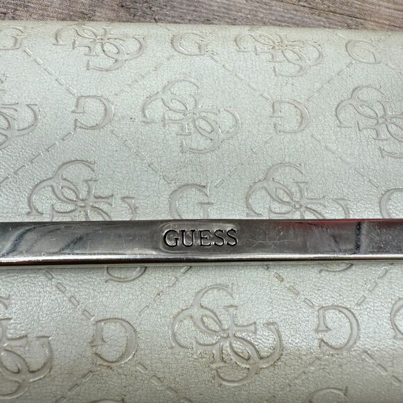 Guess White Leather Wallet - Picture 12 of 16